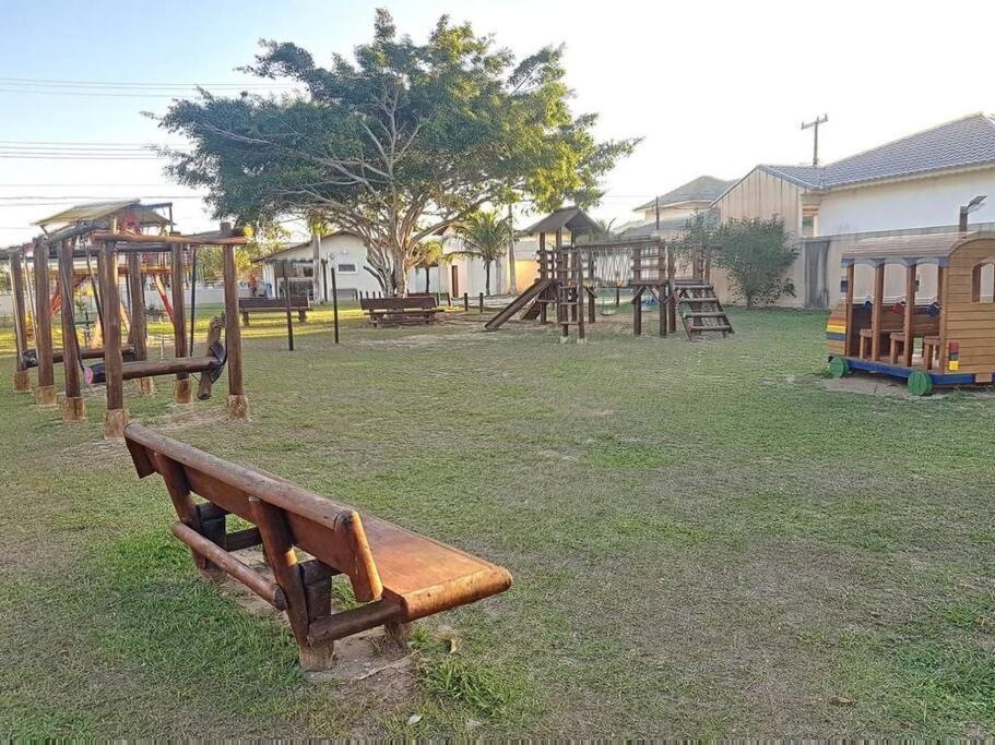 Casa Com Piscina, Churrasqueira E Ar Condicionado Em Condominio Кабо Фрио Екстериор снимка