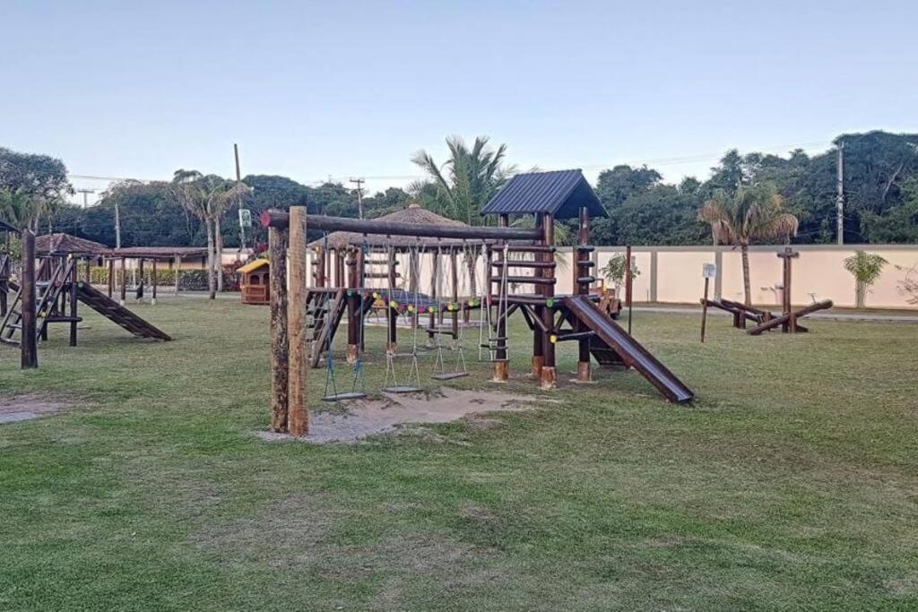 Casa Com Piscina, Churrasqueira E Ar Condicionado Em Condominio Кабо Фрио Екстериор снимка